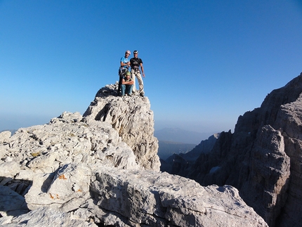 Discover Brenta Dolomites 2014 - DoloMitiche 2.0 - Brenta Base Camp - In cima alla Torre delle Val Perse, nel 2011
