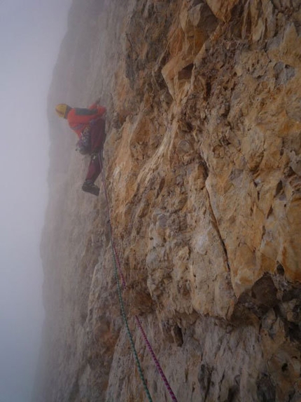 Estate 2008 - Cima Piccolissima, Tre Cime di Lavaredo, Giovanni Renzi sulla via Killer