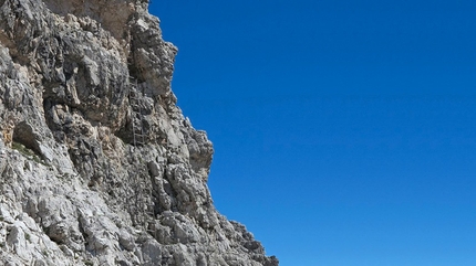 Sentiero Olivieri, Tofana, Dolomites - Sentiero Olivieri, an easy equipped path above Cortina