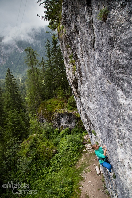 Falesia Malga Ciapéla (Marmolada) - Federica Bressan - Barba luca 6b