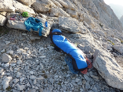 Paretone, Gran Sasso - Ivo Ferrari: sulla Diretta Alessandri - Furi - Leone, Paretone del Gran Sasso. Aspettando il giorno dopo.