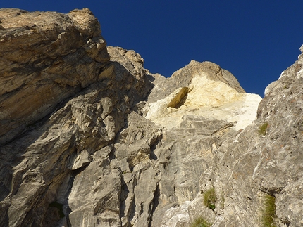 Paretone, Gran Sasso - Ivo Ferrari: sulla Diretta Alessandri - Furi - Leone, Paretone del Gran Sasso. La grande frana del 2006.