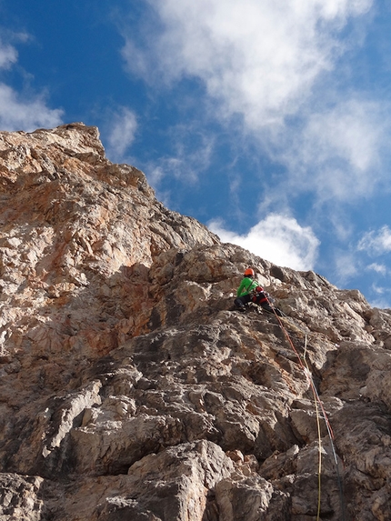 Brenta Dolomites, Brenta Base Camp 2014 - Punta Jolanda: Matteo Faletti on pitch 3 of Prua degli Onironauti