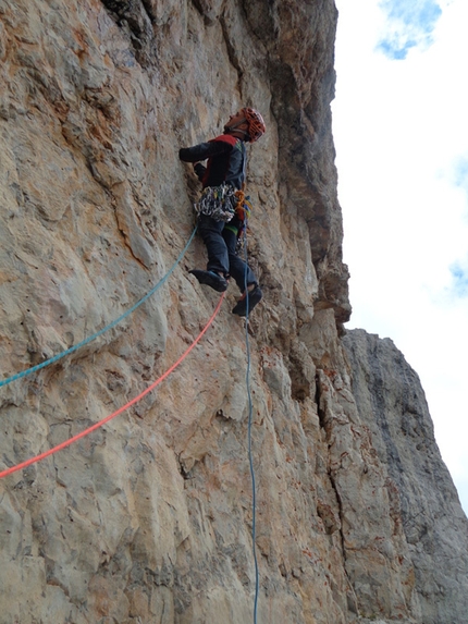 Brenta Dolomites, Brenta Base Camp 2014 - Punta Jolanda: Ale Baù climbing Badanti al seguito