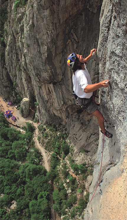 Paklenica, Croatia - Stefan Glowacz, BWSC 6c+, Debeli kuk