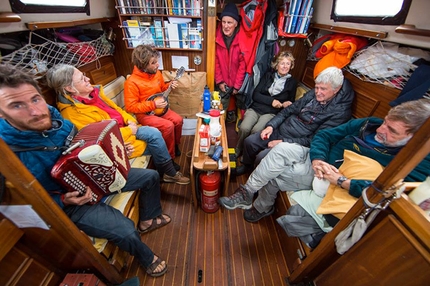 Groenlandia, isola di Baffin - Un concerto a bordo la barca a vela