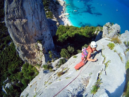 Cecilia Marchi climbing the latest creation, the route Sweet Helen at Goloritzè, Italy. - Cecilia Marchi climbing the latest creation, the route Sweet Helen at Goloritzè, Italy.