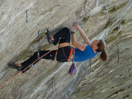 Anak Verhoeven - Anak Verhoeven su Last Soul Sacrifice 8c, Gorges du Loup, Francia