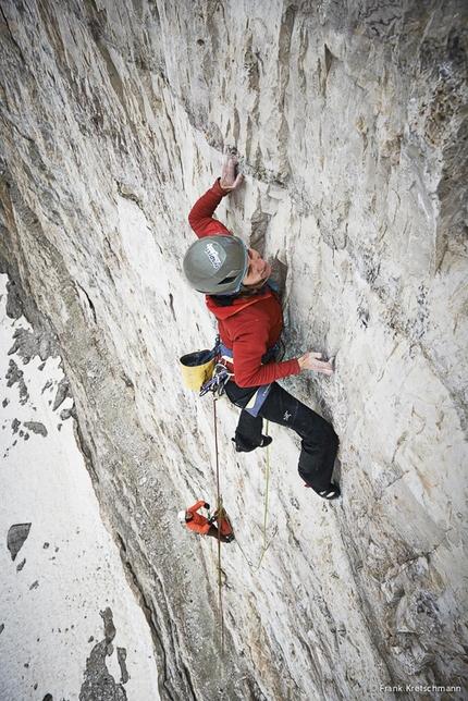 Ines Papert, Tre Cime di Lavaredo, Dolomiti - Ines Papert e Lisi Steurer durante la prima salita in giornata di Ohne Rauch stirbst du auch (8a, 500m), Cima Grande, Tre Cime di Lavaredo, Dolomiti