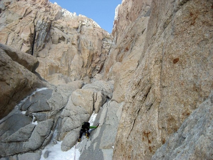 Supercanaleta del Fitz Roy (Patagonia) - Supercanaleta quasi oltre al Bloque