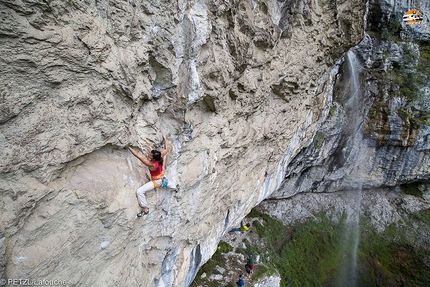 Petzl RocTrip 2014 - Nina Caprez a Baile Herculane, Romania