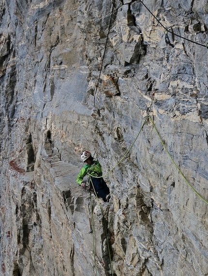 Kristallwand, Kirchkogel - Hansjörg Auer during the first ascent of The Music of Hope (7a, A1, 500m), first climbed on 09/09/2014 together with Gerri Fiegl on Kristallwand, Kirchkogel, Austria.