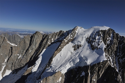 The Grandes Jorasses serac, interview with Michèle Curtaz, Fondazione Montagna Sicura