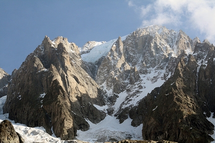 Il seracco delle Jorassess - Seracco pensile a destra della Tour de Jorassess