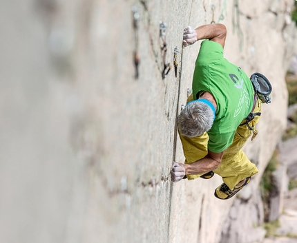 Pinne gialle - Tognazza, Dolomites - Manolo climbing Pinne Gialle (Tognazza, Passo Rolle, Dolomites)