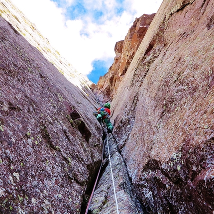 Giù la testa, Lagorai, Dolomites - During the first ascent of Giù la testa, Lagorai, Dolomites  (350m VIII / VIII+, Peter Moser, Thomas Ballerin, Iwan Canins, Roberto Ronzani 2014)