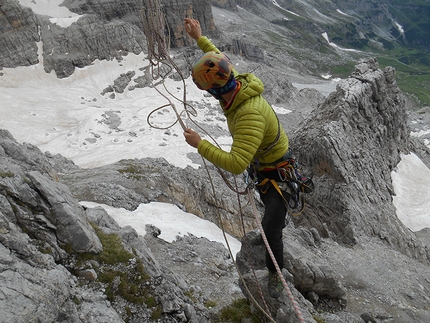 Sguardo al Passato, Val d’Ambiez, Dolomiti di Brenta - Doppie dalla Cima d'Agola, Dolomiti di Brenta