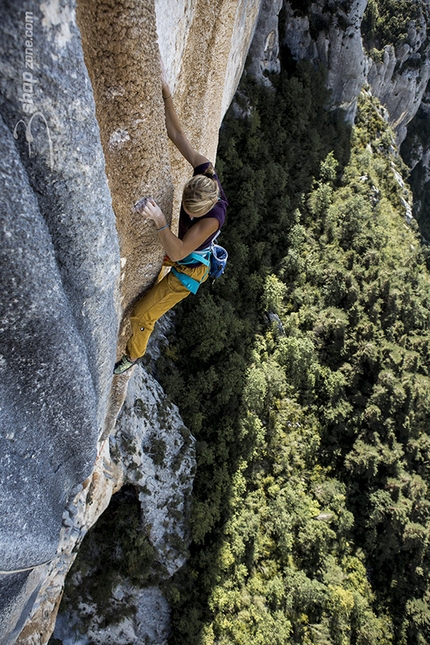 Federica Mingolla, Verdon - Federica Mingolla climbing Tom et je ris 8b+, Verdon Gorge