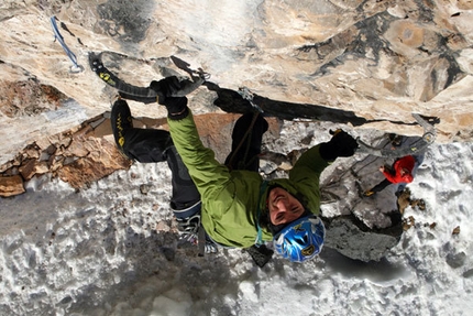 Val Lunga, Dolomites - Florian Riegler climbing 'La sor blanche', Val Lunga (Val Gardena), Dolomites