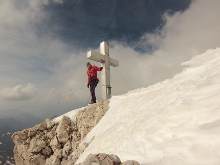 Tom Ballard - Tom Ballard in cima al Catinaccio, 2981m