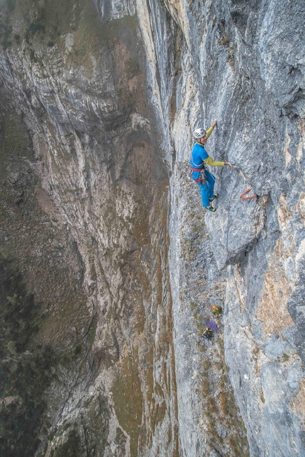 Happy Ledge, Val Trementina, Paganella - Rolando Larcher climbing pitch 3, 7b+