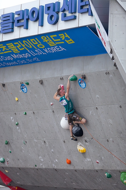 Lead World Cup 2014 - Jakob Schubert competing at Mokpo, South Korea