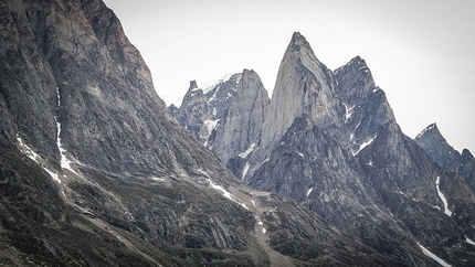 Shark's Tooth, Groenlandia, Matteo Della Bordella, Silvan Schüpbach, Christian Ledergerber - La parete Nord Est dello Shark's Tooth.