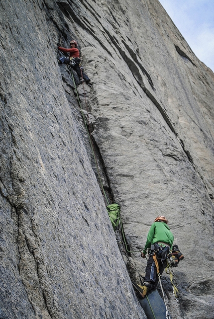 Shark's Tooth, Greenland, Matteo Della Bordella, Silvan Schüpbach, Christian Ledergerber - Matteo Della Bordella and Christian Ledergerber climb upwards.