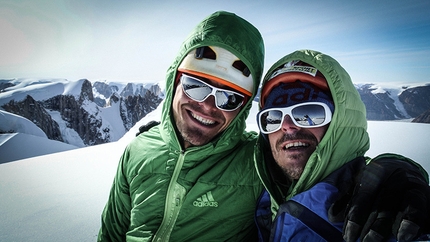 Shark's Tooth, Greenland, Matteo Della Bordella, Silvan Schüpbach, Christian Ledergerber - Christian Ledergerber and Matteo Della Bordella on the summit of Daderbrum.