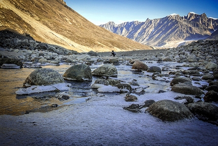 Shark's Tooth, Greenland, Matteo Della Bordella, Silvan Schüpbach, Christian Ledergerber - Temperatures sink, the streams begin to freeze, it's time to go home.