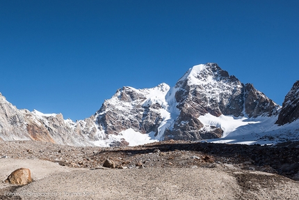 Kishtwar, Himalaya, Stephan Siegrist, Andreas Abegglen, Thomas Senf - Shiepra 5885m (prima salita 16/09/2014, Dres Abegglen, Thomas Senf, Stephan Siegrist) Kishtwar, Himalaya