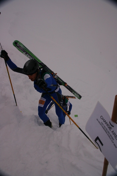 24a Valtellina Orobie - Lorenzo Holzknecht sul canalino.