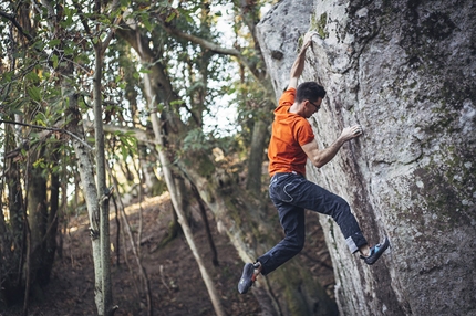 Rock slave XP 2014, Elba Discovery - Alessandro Palma bouldering during the Rock slave XP 2014, Elba Discovery by Marzio Nardi & C.