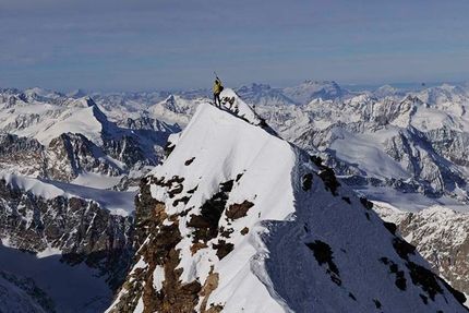 Ueli Steck e la nord del Cervino in meno di 2 ore