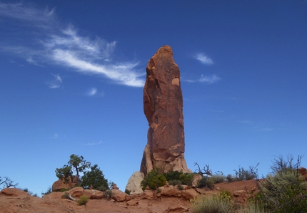 Desert Sandstone Climbing Trip #2 - Arches National Park - Arches National Park - Three Gossips