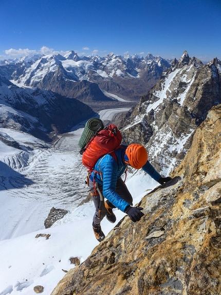 Hagshu, Kishtwar, Himalaya - Luka Lindic sulla parete ovest di Hana's men