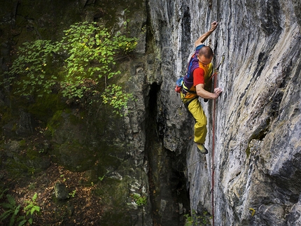 Val Chiavenna, Scilano - Compulsory Clip 8a, the gem created by Davide Grassi