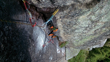 Val di Rava e Val di Fierollo, Lagorai - Paolo Michielini durante l'apertura di vie nuove in Val di Rava e Val di Fierollo