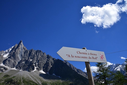 Piccoli viaggiatori a piedi e in treno - Montenvers - Mer de Glace, Monte Bianco