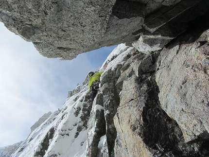 Couloir Martina, Monte Bianco di Presanella,  Jacopo Pellizzari, Paolo Baroldi, Francesco Salvaterra - Couloir Martina:  Jacopo Pellizzari sul 3° tiro