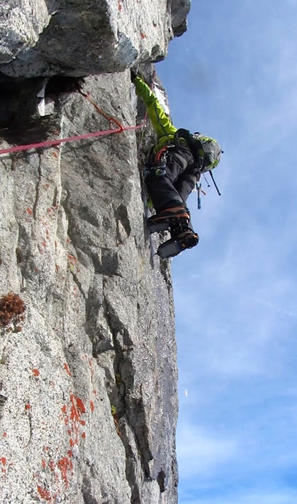 Couloir Martina, Monte Bianco di Presanella,  Jacopo Pellizzari, Paolo Baroldi, Francesco Salvaterra - Couloir Martina:  Jacopo Pellizzari sul 4° tiro