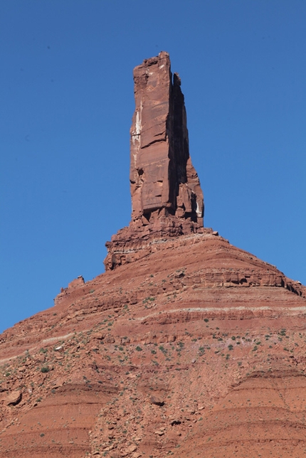 Desert Sandstone Climbing Trip #3 - Indian Creek, Monument Valley, Castle Valley - Castleton Tower