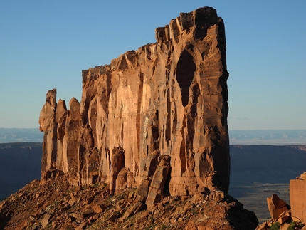 Desert Sandstone Climbing Trip #3 - Indian Creek, Monument Valley, Castle Valley - Priest, Nuns, Rectory