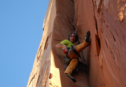 Desert Sandstone Climbing Trip #3 - Indian Creek, Monument Valley, Castle Valley - Climbing Castelton Tower