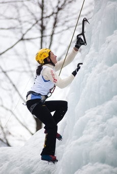 Speed Ice Climbing World Cup Speed, Tolokonina and Batushev win in Mojstrana