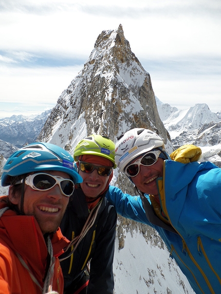 Minya Konka, Sichuan, Cina - Vittorio Messini, Simon Gietl e Daniel Tavernini in cima al Tirol Shan