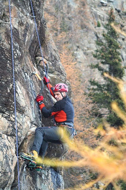 Shampoo Dry, drytooling in Valle d'Aosta - Drytooling nel settore Shampoo Dry, Champorcher, Valle d'Aosta