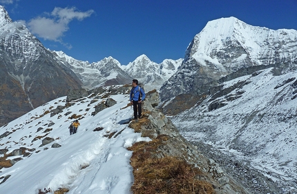 Rolwaling, Nepal, Himalaya - Ascending towards Camp 1.