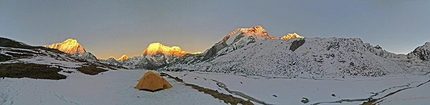Rolwaling, Nepal, Himalaya - Sunset over Camp I