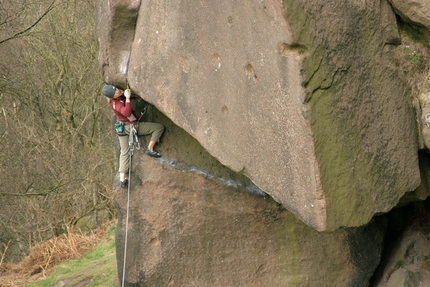 Lisa Rands climbs Gaia E8 6c!